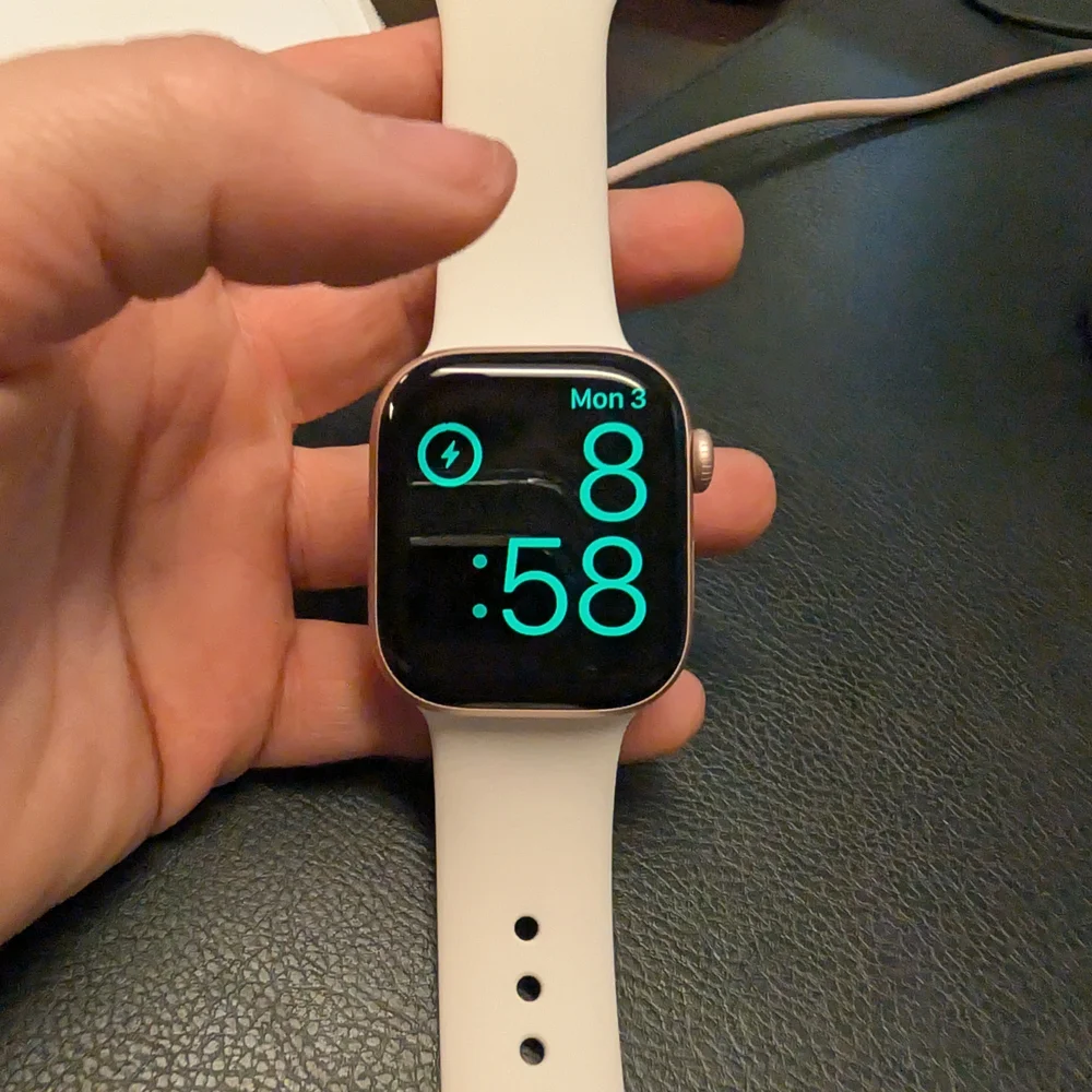 Apple Smartwatch with Rose Gold and White Band - Picture 3 of 5